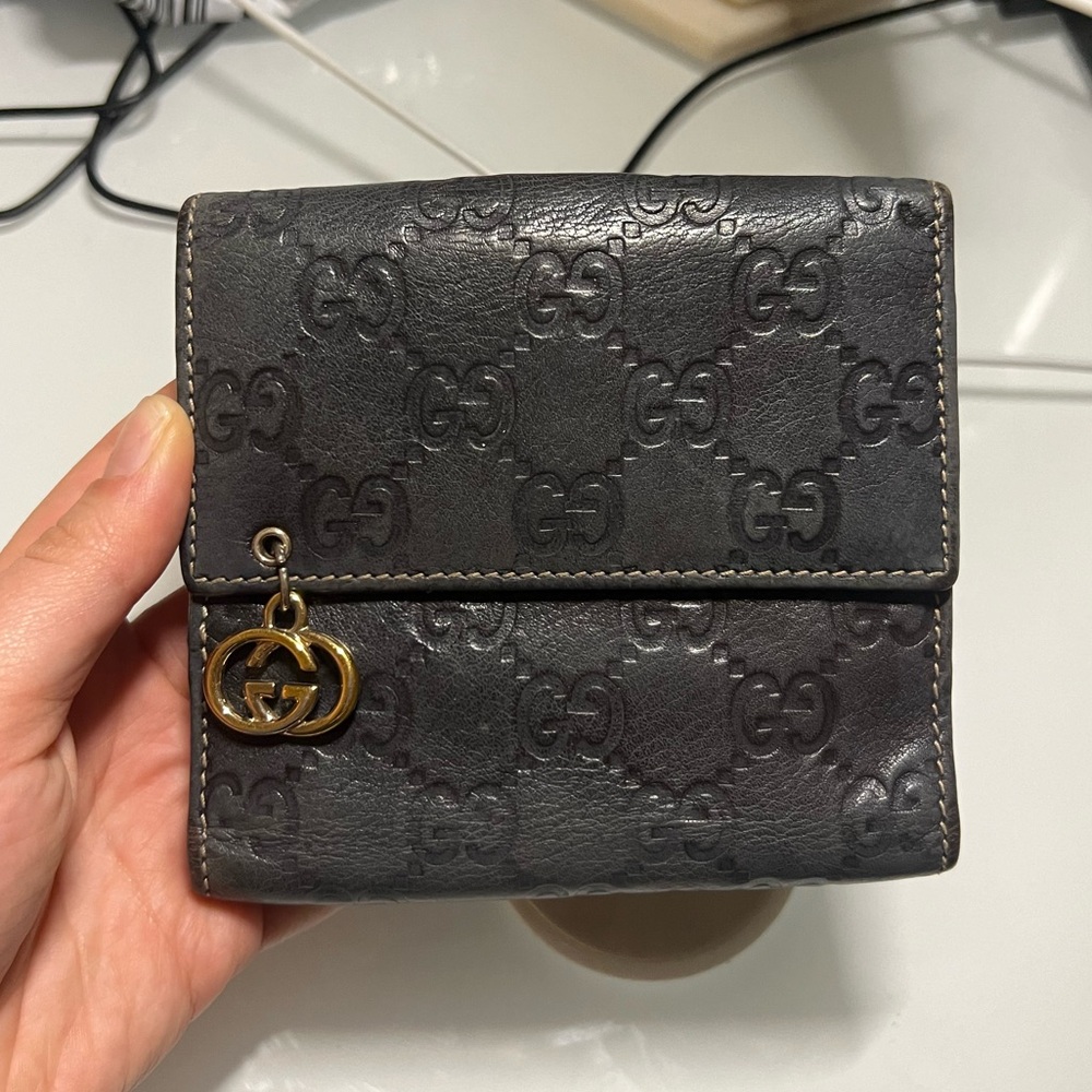 Gucci guccissima black wallet
